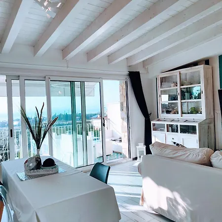 Casa Sabina * バルドリーノ
