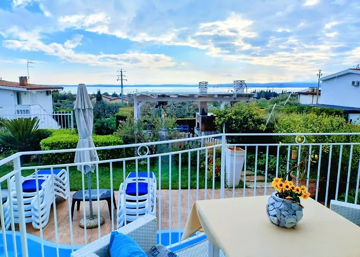 Casa Sabina Апартаменты Бардолино